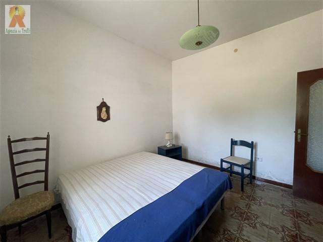 Image No.23-3 Bed Country Property for sale