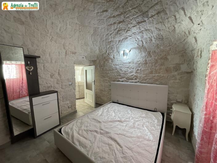 Image No.46-5 Bed Trullo for sale