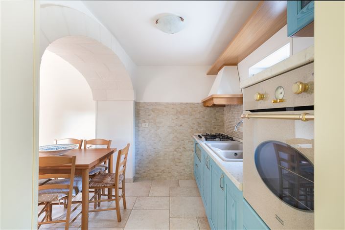 Image No.7-Maison de campagne de 4 chambres à vendre à Monopoli