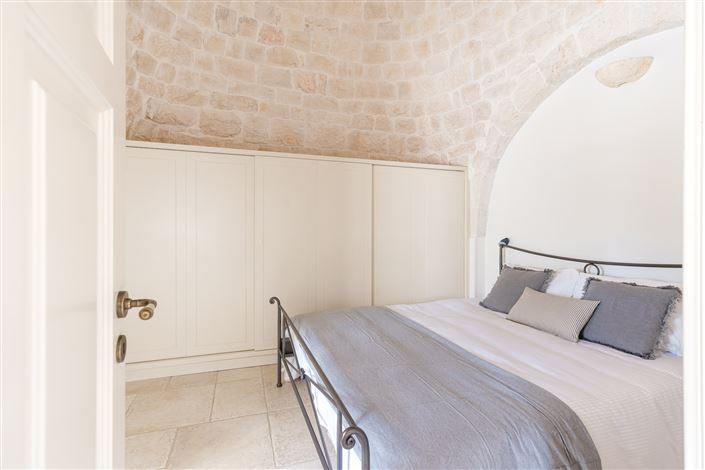 Image No.9-Maison de campagne de 4 chambres à vendre à Monopoli