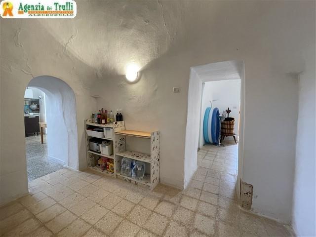 Image No.22-3 Bed Trullo for sale