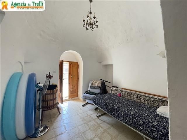 Image No.23-3 Bed Trullo for sale
