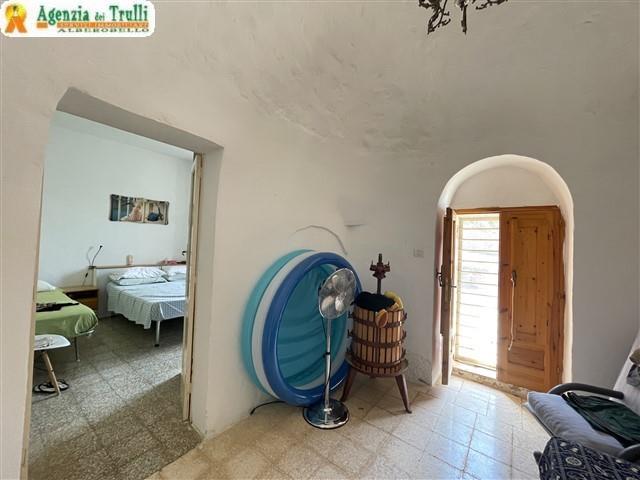 Image No.25-3 Bed Trullo for sale