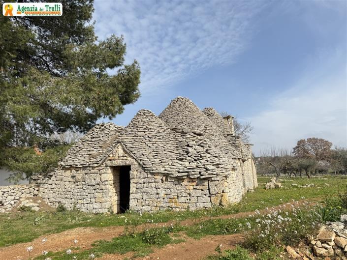 Image No.5-2 Bed Country Property for sale