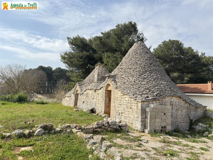 Image No.7-2 Bed Country Property for sale