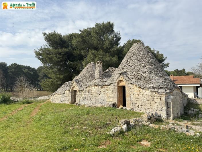 Image No.8-2 Bed Country Property for sale