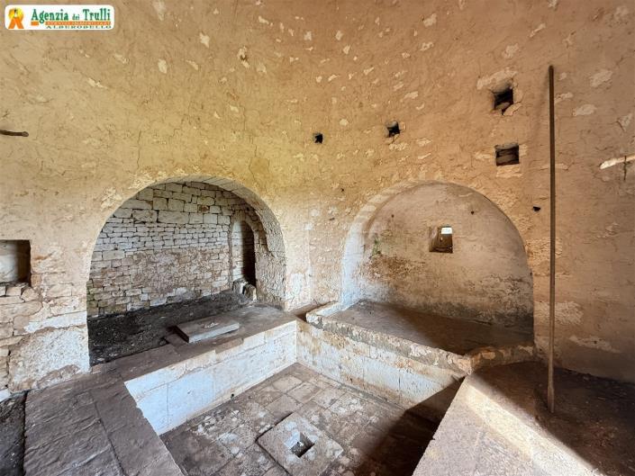 Image No.10-2 Bed Country Property for sale