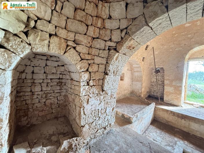 Image No.14-2 Bed Country Property for sale