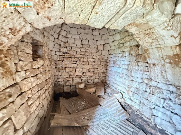 Image No.22-2 Bed Country Property for sale