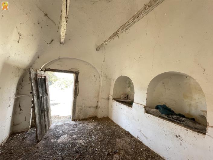 Image No.25-1 Bed Trullo for sale