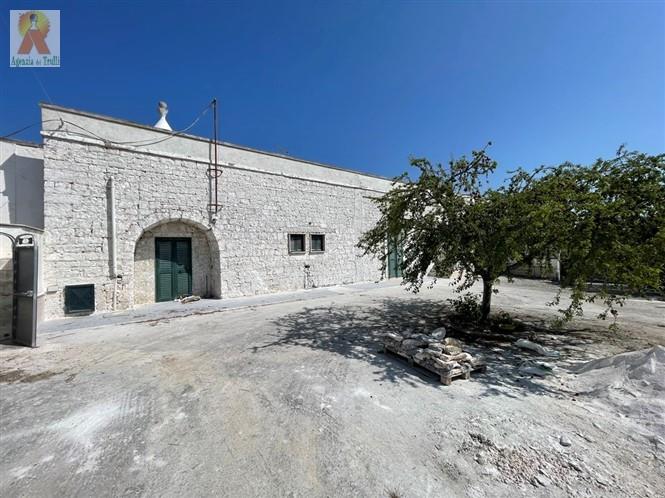 Image No.3-4 Bed Farmhouse for sale