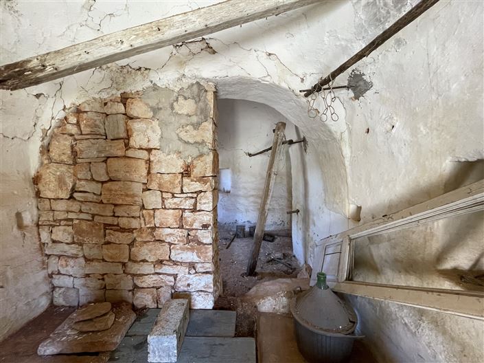 Image No.18-1 Bed Country House for sale