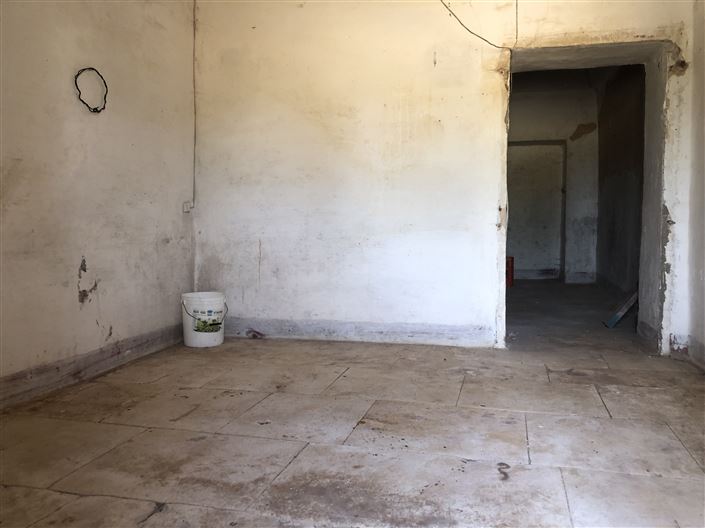 Image No.14-1 Bed Country House for sale