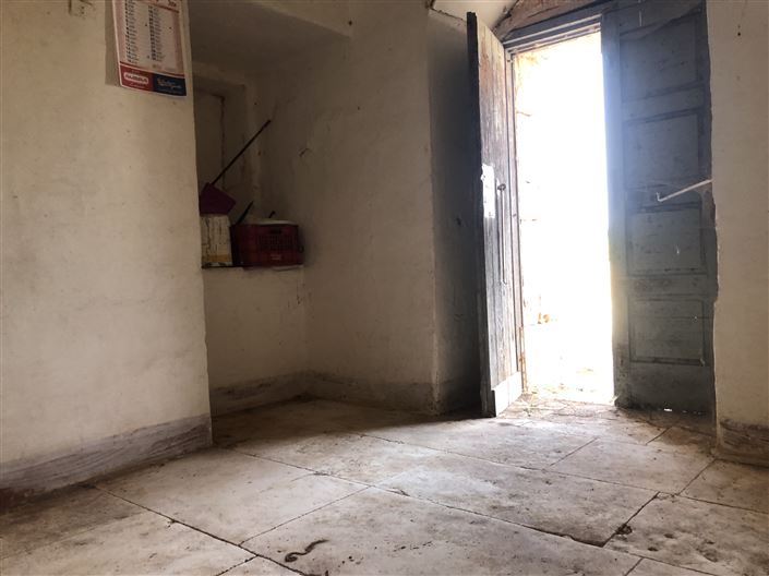 Image No.18-1 Bed Country House for sale