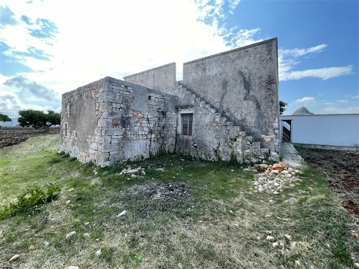 Image No.2-1 Bed Country House for sale