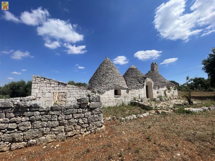 Image No.4-2 Bed Trullo for sale