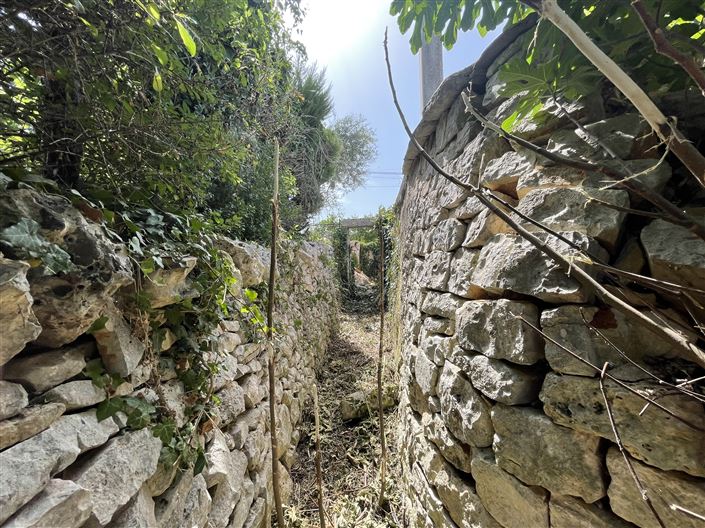 Image No.25-2 Bed Country House for sale