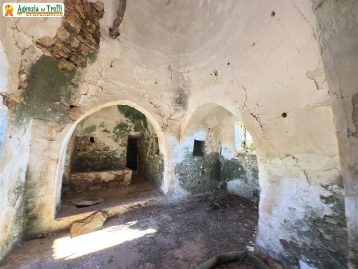 Image No.17-4 Bed Trullo for sale