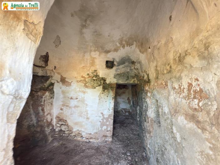 Image No.22-4 Bed Trullo for sale