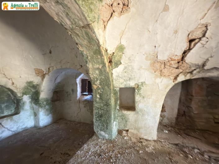 Image No.24-4 Bed Trullo for sale