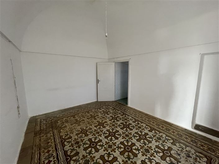 Image No.14-3 Bed Country House for sale