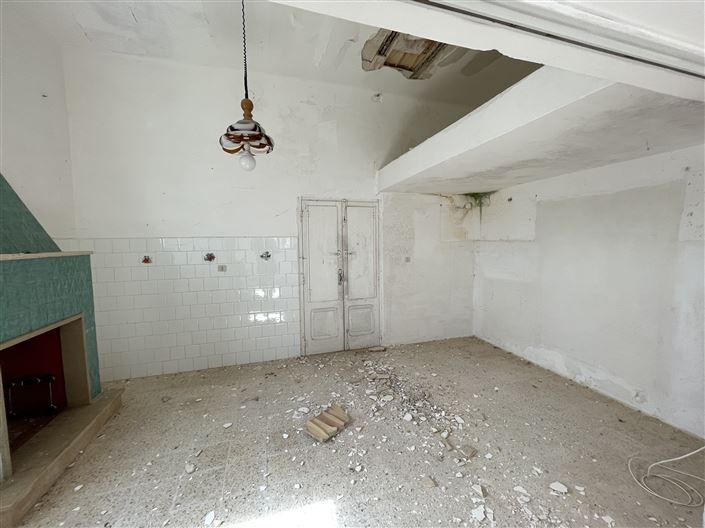 Image No.21-3 Bed Country House for sale