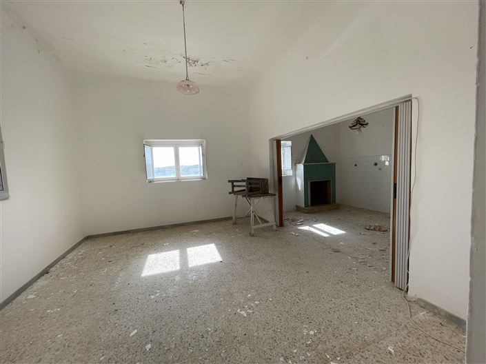 Image No.29-3 Bed Country House for sale