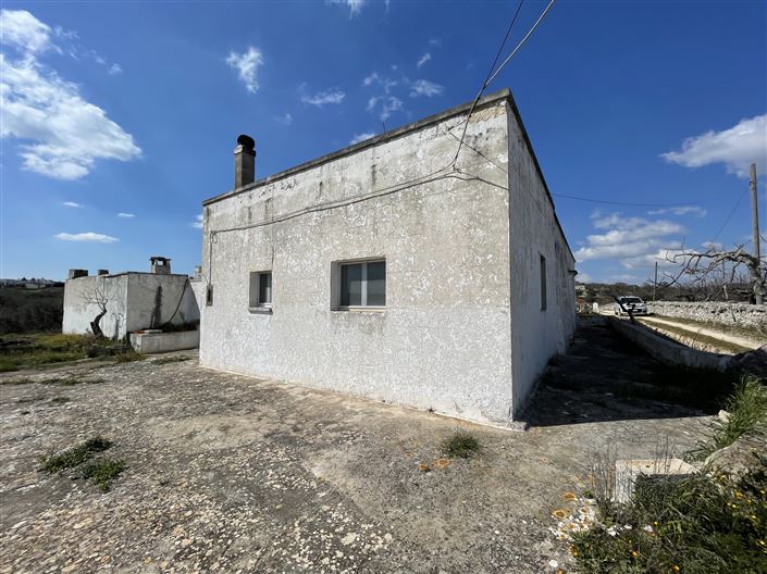 Image No.6-3 Bed Country House for sale