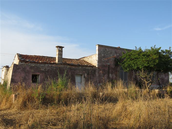 Image No.1-1 Bed Country House for sale