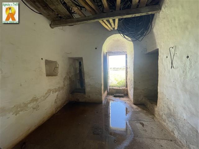 Image No.27-2 Bed Trullo for sale