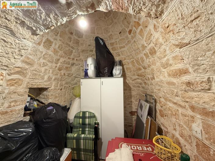 Image No.17-1 Bed Country House for sale