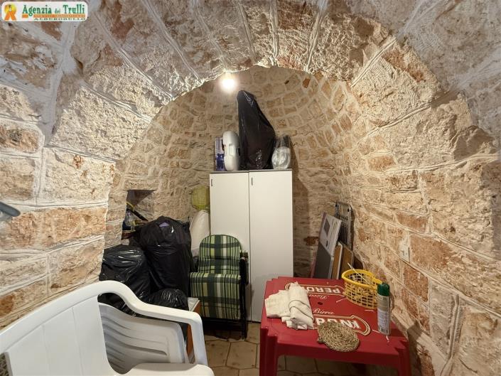 Image No.18-1 Bed Country House for sale