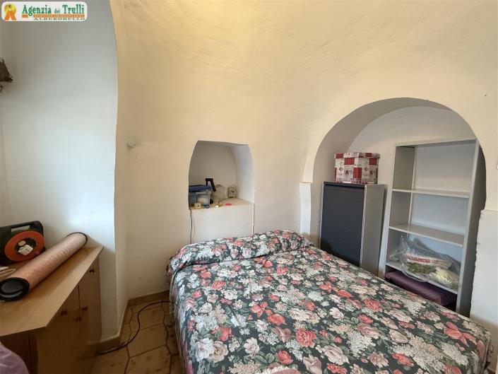 Image No.19-1 Bed Country House for sale