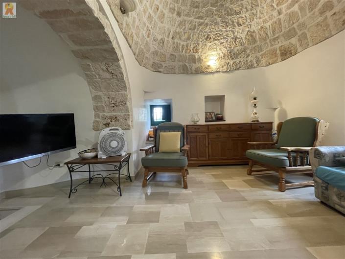 Image No.17-3 Bed Trullo for sale