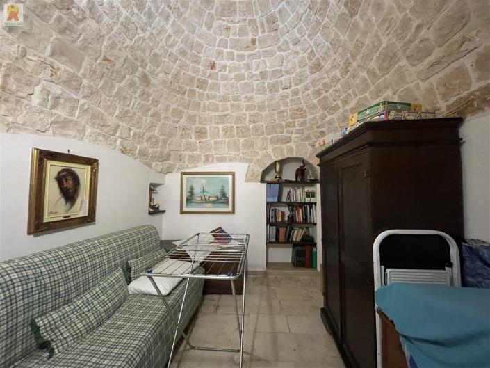Image No.27-3 Bed Trullo for sale