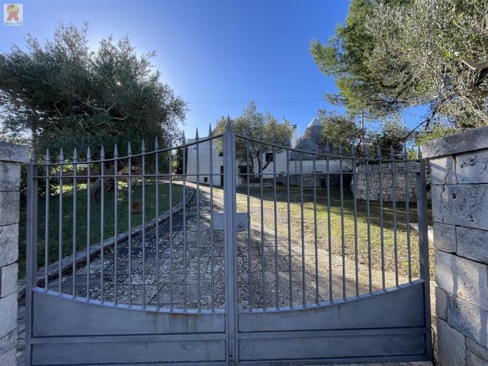 Image No.54-3 Bed Trullo for sale