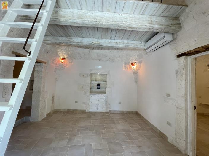 Image No.25-2 Bed Trullo for sale