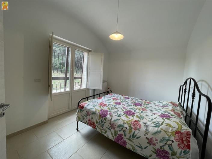 Image No.20-Maison de campagne de 2 chambres à vendre à Martina Franca