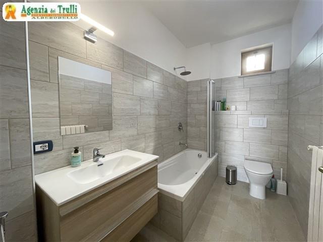 Image No.46-Trullo de 4 chambres à vendre à Alberobello