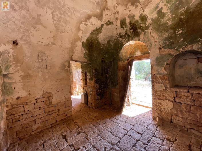 Image No.29-3 Bed Trullo for sale