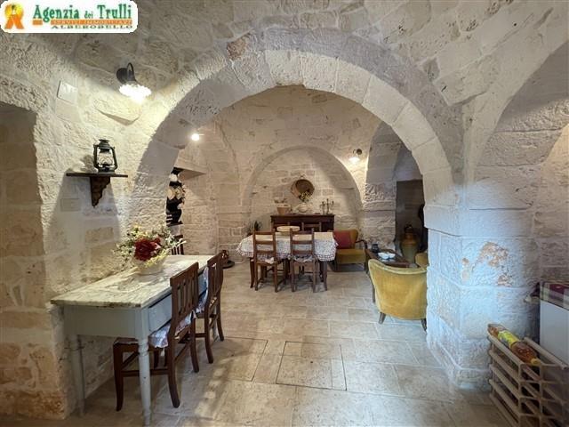 Image No.10-1 Bed Country House for sale