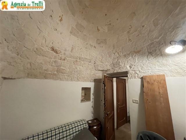 Image No.17-1 Bed Country House for sale