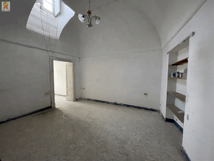 Image No.25-3 Bed Townhouse for sale