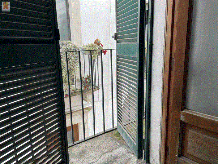 Image No.26-3 Bed Townhouse for sale