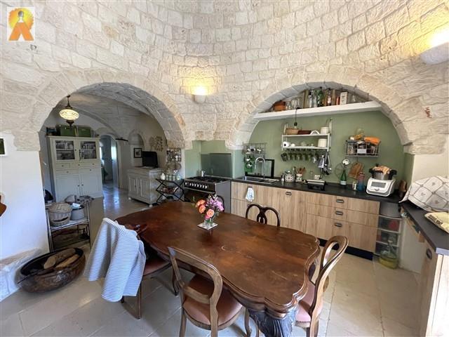Image No.17-4 Bed Trullo for sale