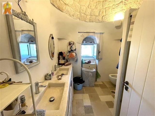 Image No.27-4 Bed Trullo for sale