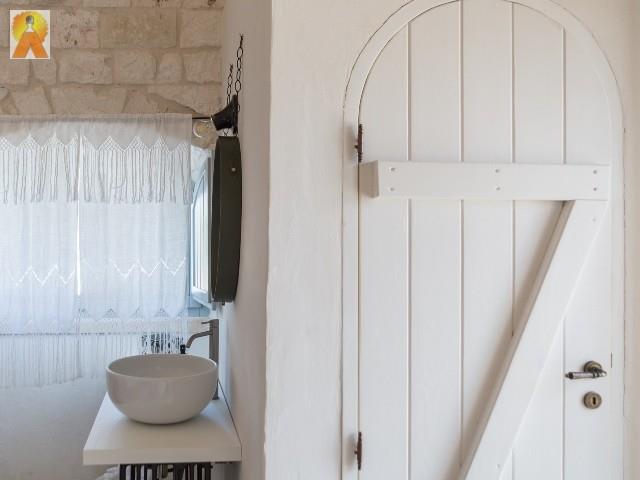 Image No.43-4 Bed Trullo for sale