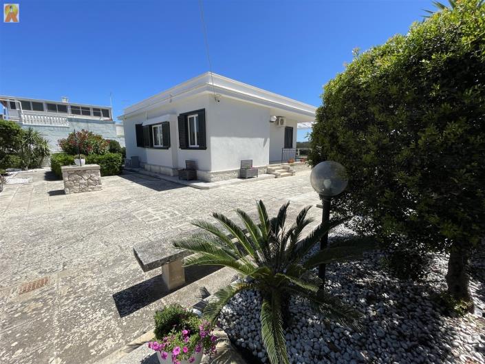 Image No.6-2 Bed Villa / Detached for sale