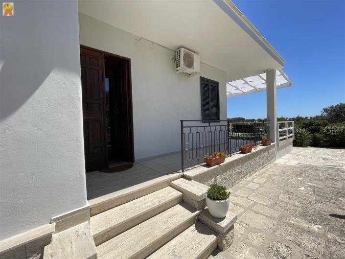 Image No.13-2 Bed Villa / Detached for sale