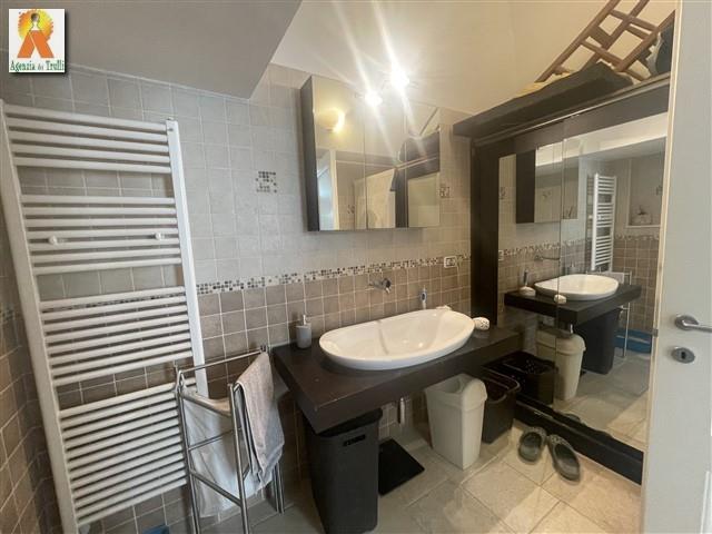 Image No.20-1 Bed Townhouse for sale